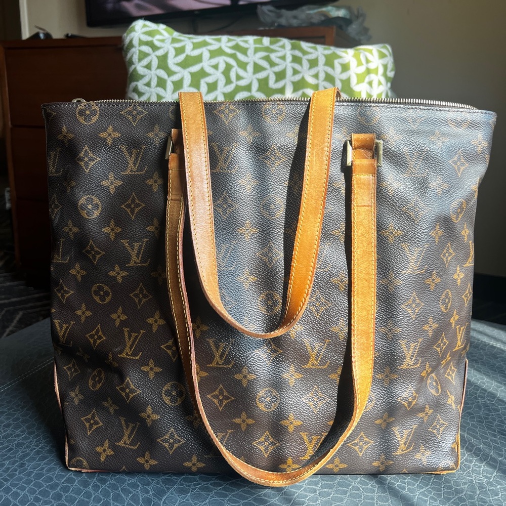 Louis Vuitton Cabas Mezzo